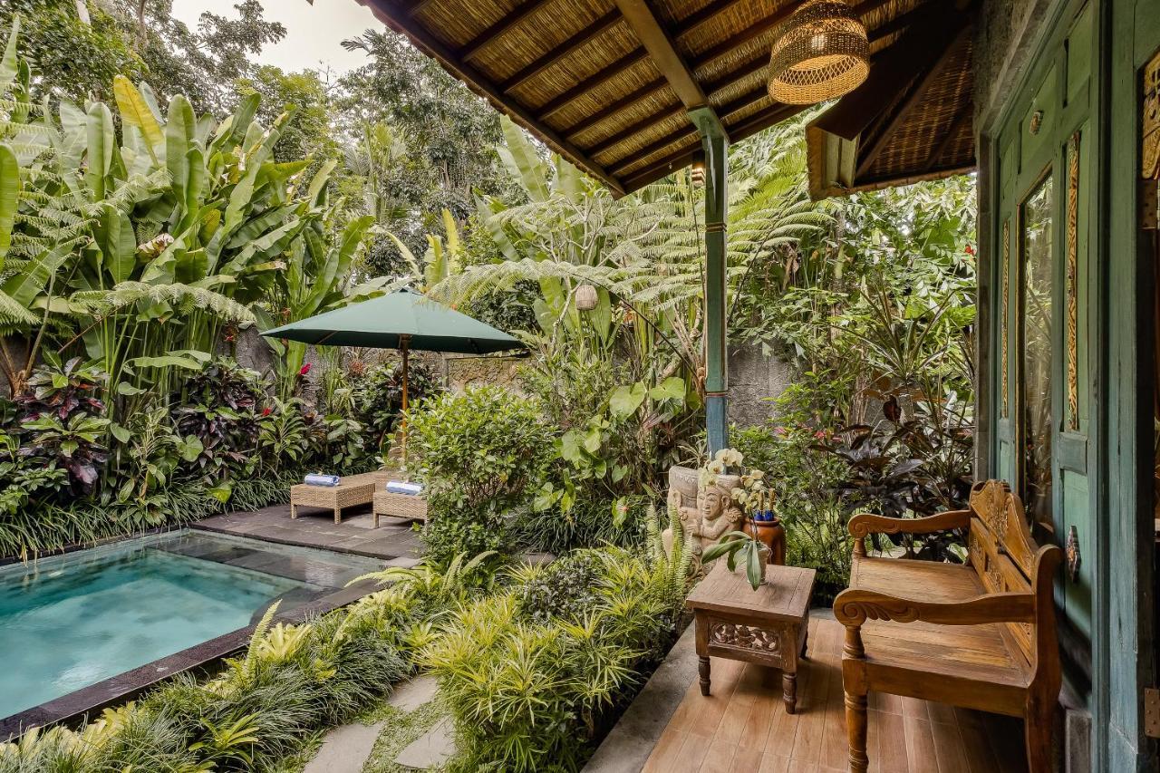 Teja Lokha Ubud Villa エクステリア 写真