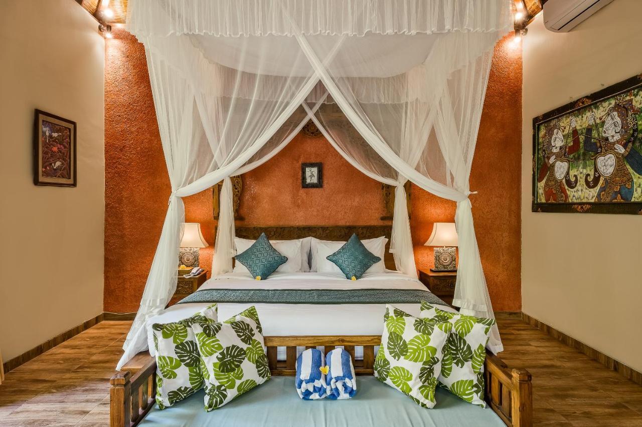 Teja Lokha Ubud Villa エクステリア 写真
