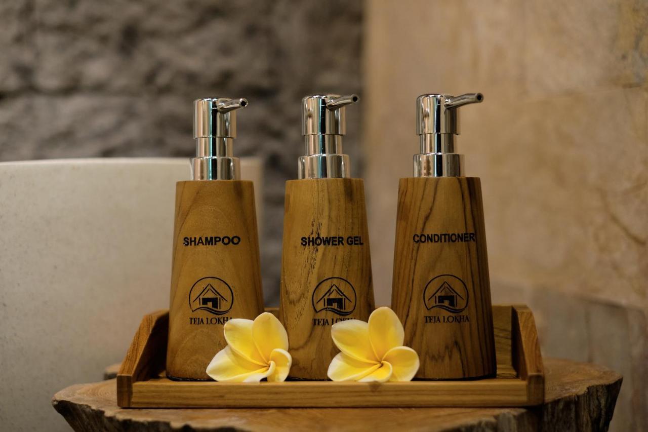 Teja Lokha Ubud Villa エクステリア 写真